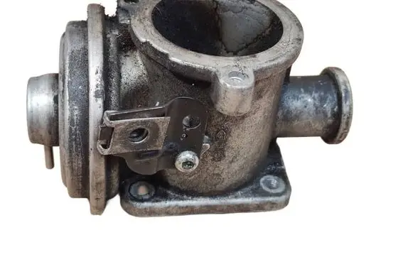 BMW 5 E60 E61 EGR valve 7791480