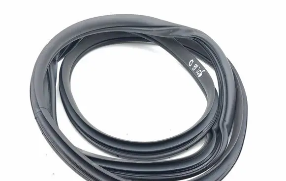 Hyundai Kona I Rear door rubber seal (on body)