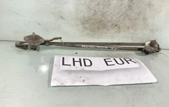 Mazda 626 Front wiper linkage 