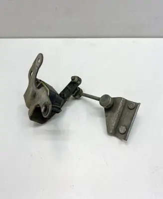Mercedes-Benz SL R231 Rear air suspension level height sensor 0009050303 A0009050303