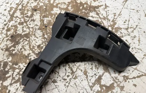 Volvo XC60 Rear bumper mounting bracket 30763440