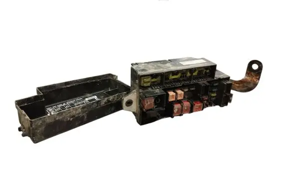 Subaru Forester SF Fuse box set 82231fc002