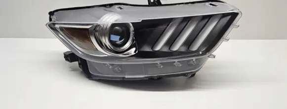 Ford Mustang VI Headlight/headlamp