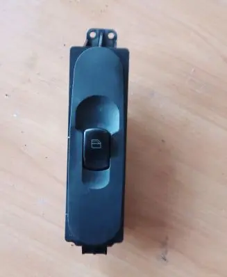 Mercedes-Benz Sprinter W906 Electric window control switch A9065451913