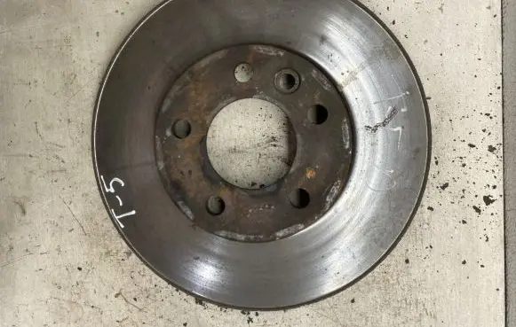 Volkswagen Transporter - Caravelle T5 Front brake disc