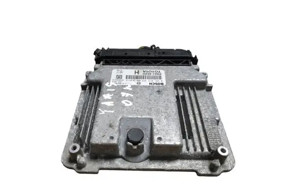 Toyota Yaris Engine control unit/module 896610D452 1039S32419 0281012322