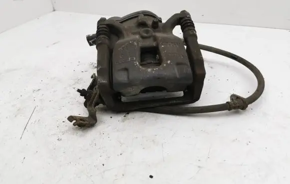 Honda HR-V Rear brake caliper
