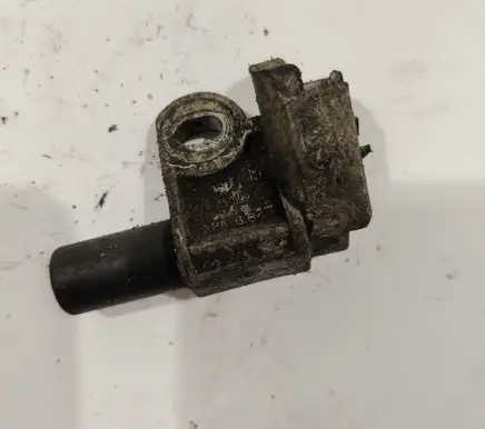 Peugeot 307 Camshaft position sensor 9628559980