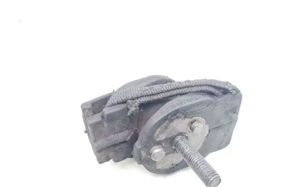 BMW 1 F20 F21 Gearbox mount 6796619