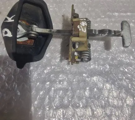 Renault Espace - Grand espace IV Front door check strap stopper 070660
