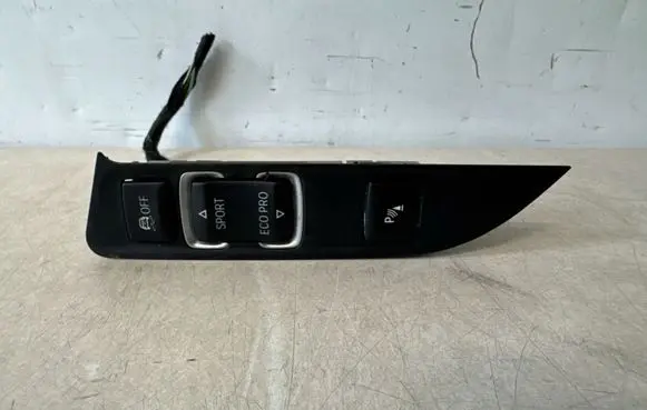 BMW 4 F32 F33 Parking (PDC) sensor switch 9252912