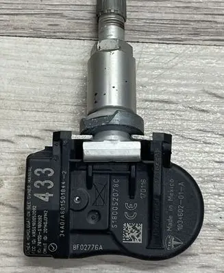 Tesla Model 3 Tire pressure sensor 103460201A 1034602
