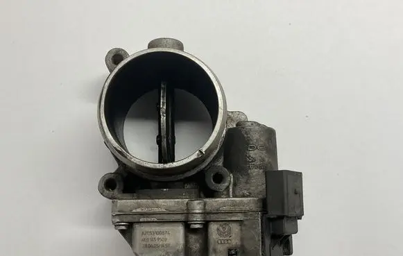 Audi A6 S6 C6 4F Throttle valve A2C53100874 2806051457 4E0145950D