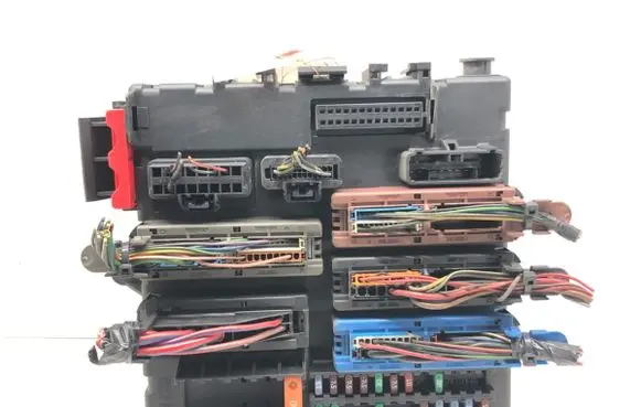 Sonstige Steuergeräte / Module