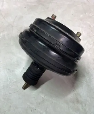 Audi A4 S4 B5 8D Brake booster 4B3612105