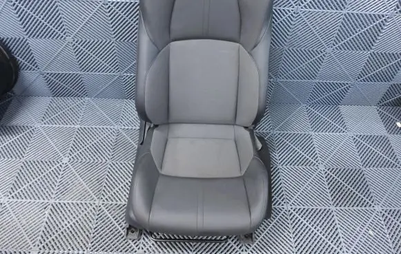 Toyota Corolla Cross Front passenger seat 7107316A70C2 7101342210 7201047381