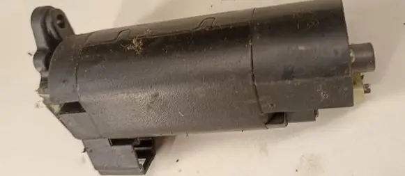 Chrysler 300M Seat adjustment motor 5709820 8356