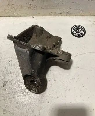 Audi 80 90 S2 B4 Gearbox mounting bracket 853399114