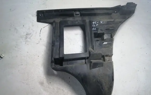 Volvo XC70 Rear bumper mounting bracket 8648150 8648150RH