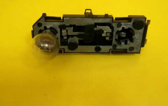 Volkswagen Sharan Tail light bulb cover holder 7M3945257A 964428-00