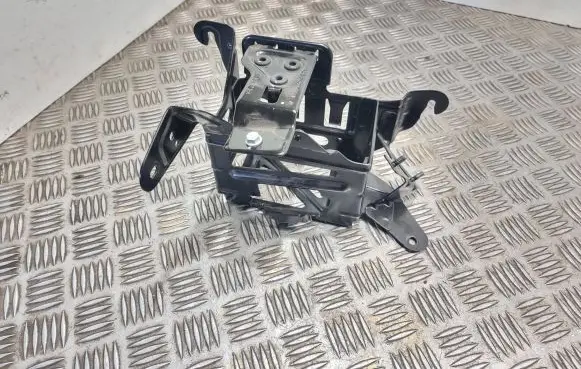 Mercedes-Benz ML W166 Battery bracket A1665401240