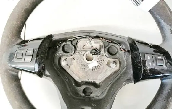 Opel Corsa D Steering wheel buttons/switches 