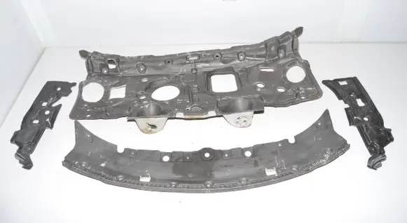 BMW 2 F46 Engine bonnet/hood sound/heat insulation 7301562 7298908 7298899
