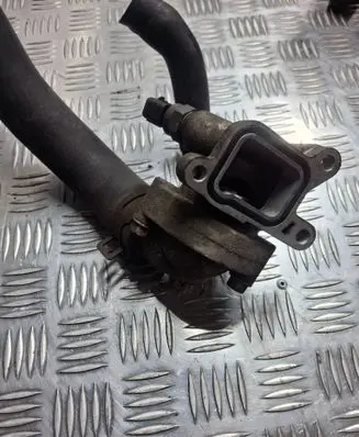 Hyundai i30 Thermostat housing 