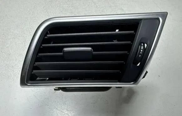 Mercedes-Benz GL X166 Dashboard side air vent grill/cover trim A1668300254