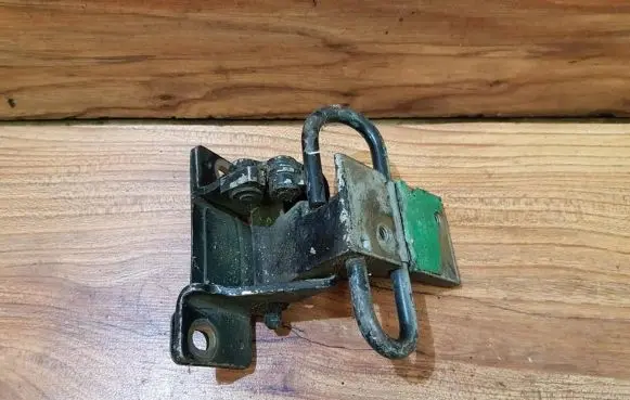 Audi 100 S4 C4 Rear door lower hinge 4a0833411a