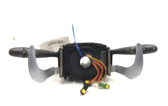 Wiper turn signal indicator stalk/switch