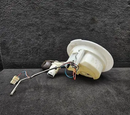 Audi A4 S4 B8 8K Fuel level sensor 8K0201301B