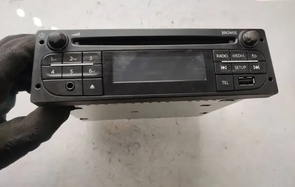 Renault Master III Radio/CD/DVD/GPS head unit 281077 281155525R 05TAJ130289