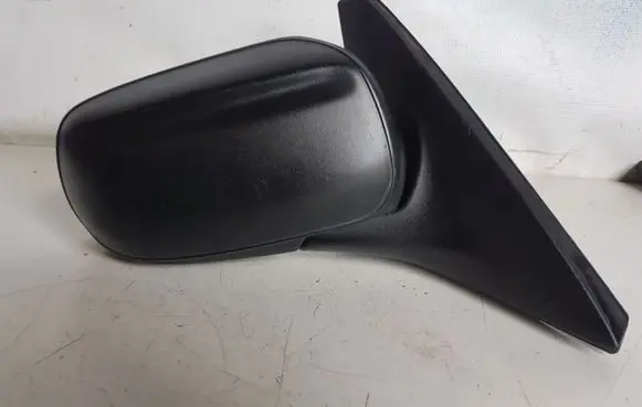Mazda 626 Manual wing mirror E11015471