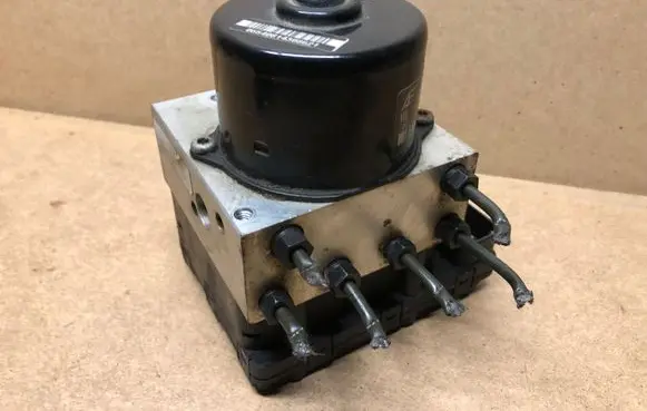 Seat Alhambra (Mk1) ABS Pump 1J0907379P 7M3614111H