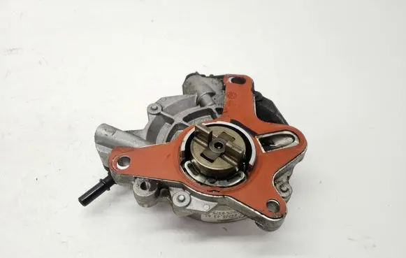 Ford Mondeo MK V Vacuum pump 9674192280