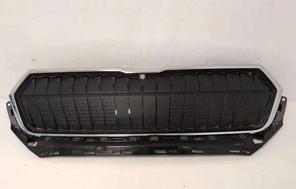 Skoda Enyaq iV Front bumper upper radiator grill 5LA853653
