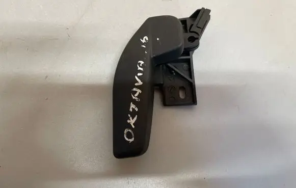Skoda Octavia Mk3 (5E) Engine bonnet (hood) release handle 6R1823633