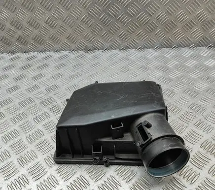 Volvo XC40 Air filter box cover 32336642