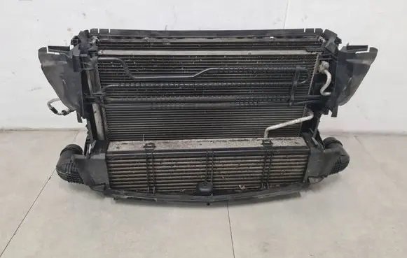 Mercedes-Benz C W204 Radiator set A2045003603