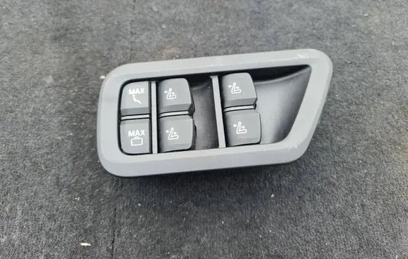 BMW X7 G07 Seat heating switch 9495736 170519