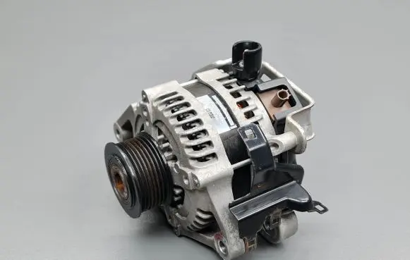 Honda Civic IX Generator/alternator 3110059NAG000 MS1042118040