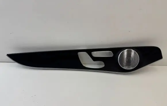 Mercedes-Benz GLC C253 Other front door trim element A2057201109