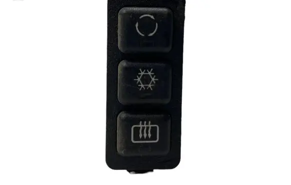 BMW 3 E36 Windscreen/window heater switch 8371020 61318371020
