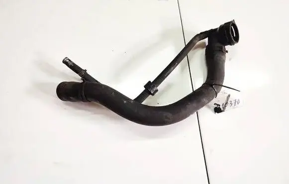 Volkswagen Golf V Engine coolant pipe/hose