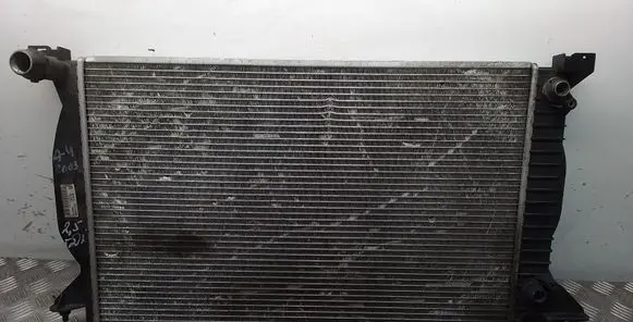 Audi A4 S4 B6 8E 8H Coolant radiator 8E0121251