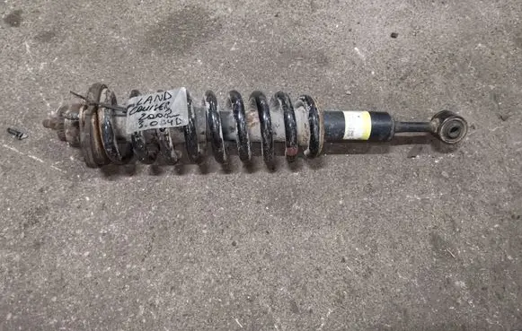 Toyota Land Cruiser (J200) Front shock absorber with coil spring 4851060092