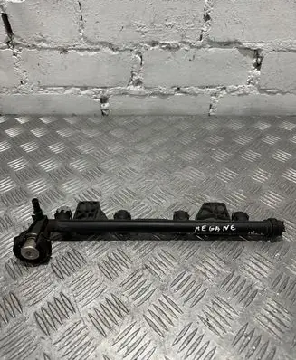 Renault Megane III Fuel main line pipe 175200037R