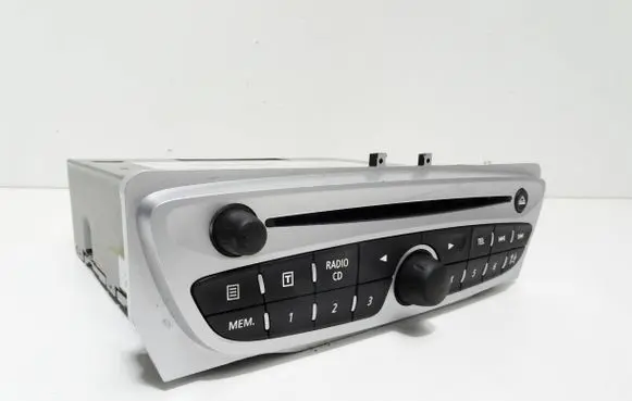Renault Megane III Radio/CD/DVD/GPS head unit 281155040R 10R035668