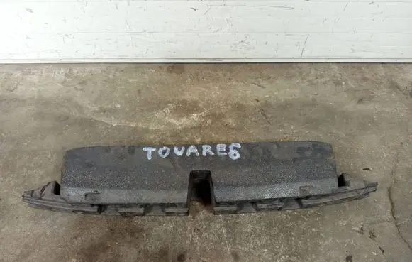 Volkswagen Touareg II Front bumper foam support bar 7P6807248A